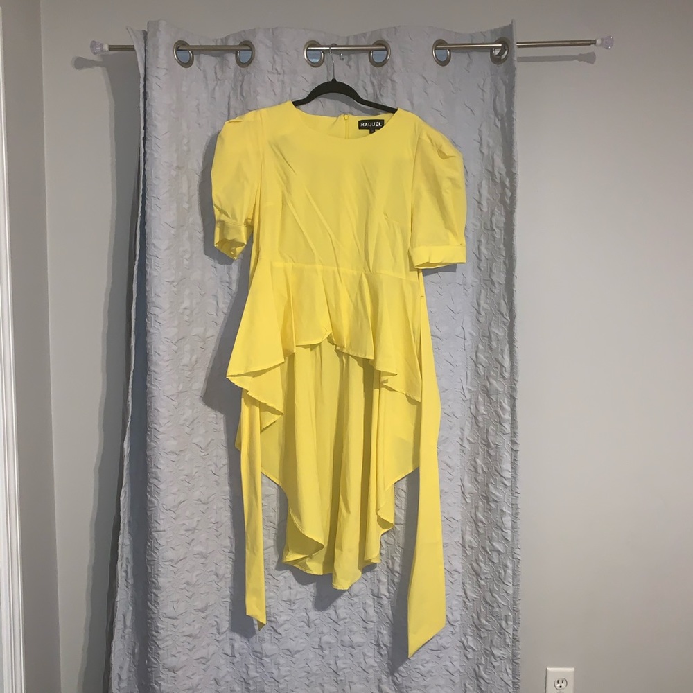 yellow blouse - Picture 2 of 2